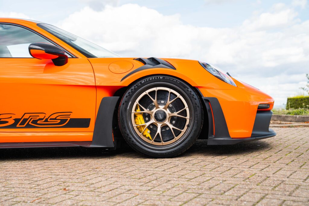 992 RS x Dymag-8